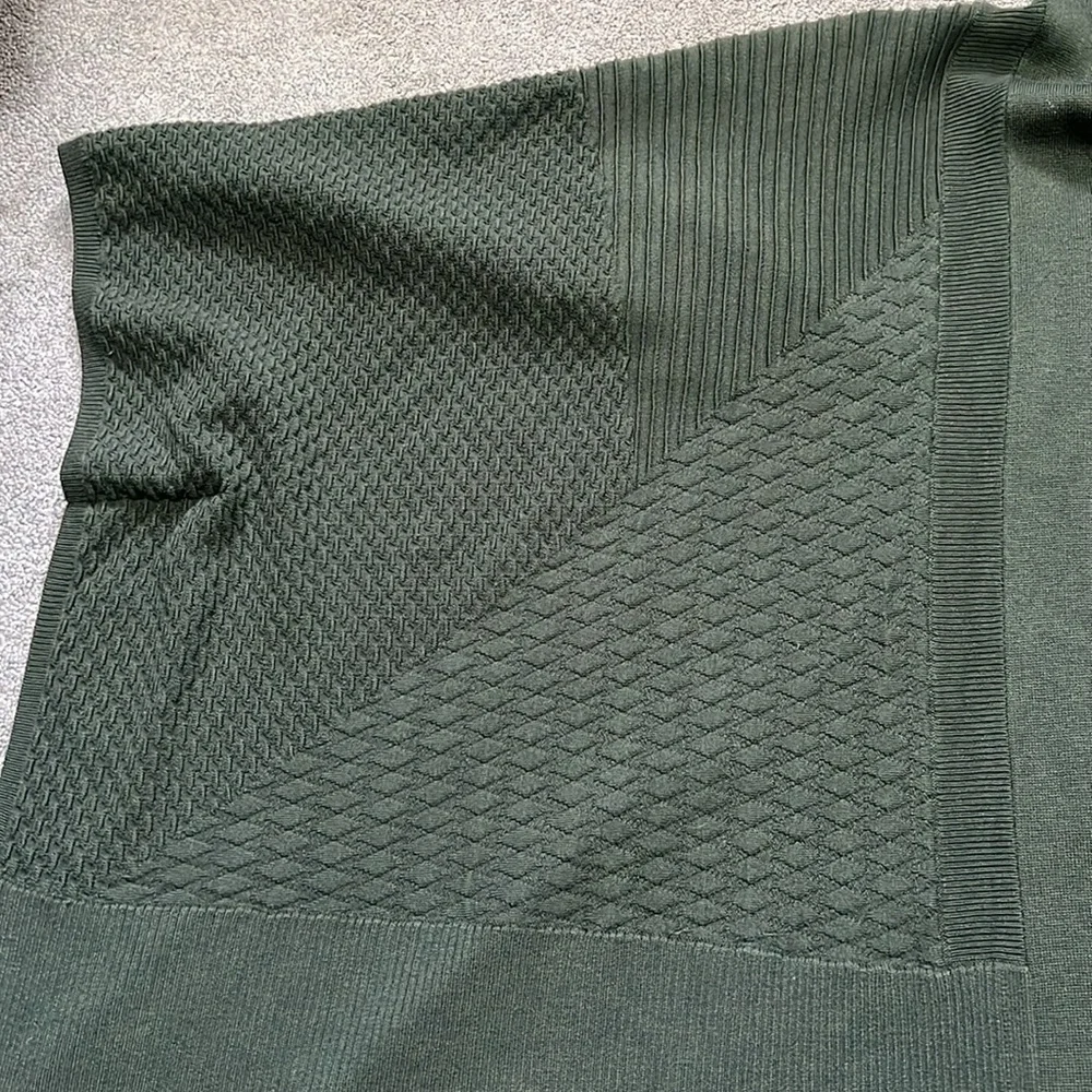 Lululemon Dream Weaver Wrap Green One Size